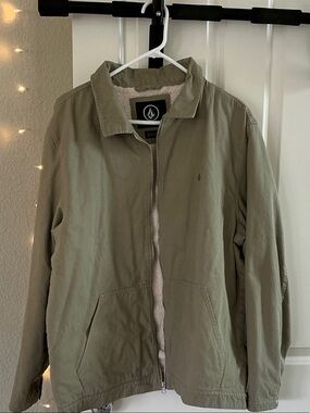 Volcom Men’s Olive Green Sherpa-Lined Shirt Jacket